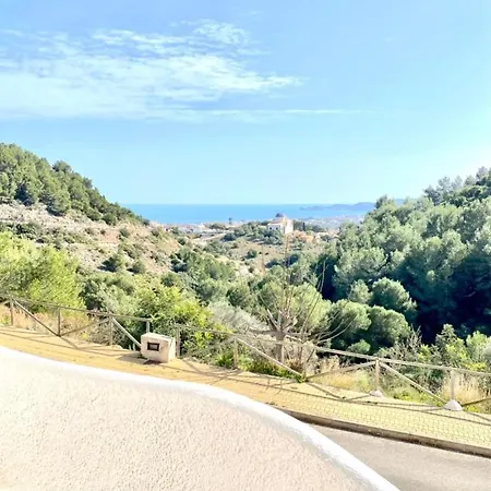 Sea Views *